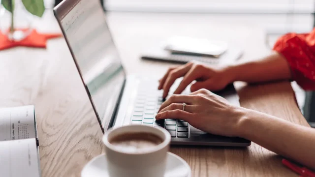 The Batch System: How to Create a Month of Content in 2 Focused Days